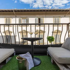 https://we-florence-terrace-resort.it-tuscanyhotel.com